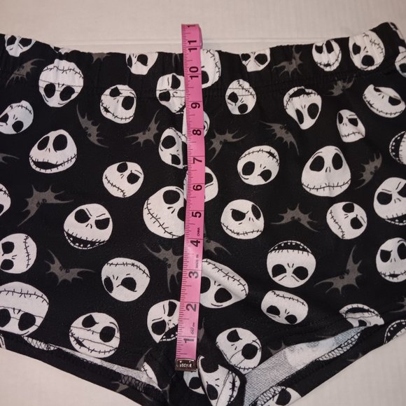 TIM BURTON THE NIGHT BEFORE CHRISTMAS SHORTS & SOCKS - Picture 7 of 10